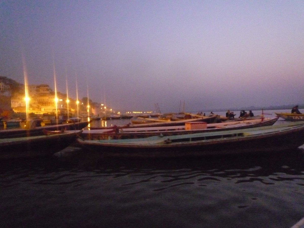 Sunrise - Bank of river Ganga09